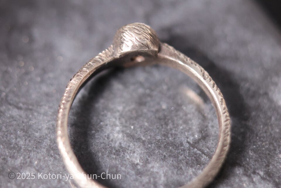 黄色からピンク！】微蛍光カラーチェンジガーネット・シルバー