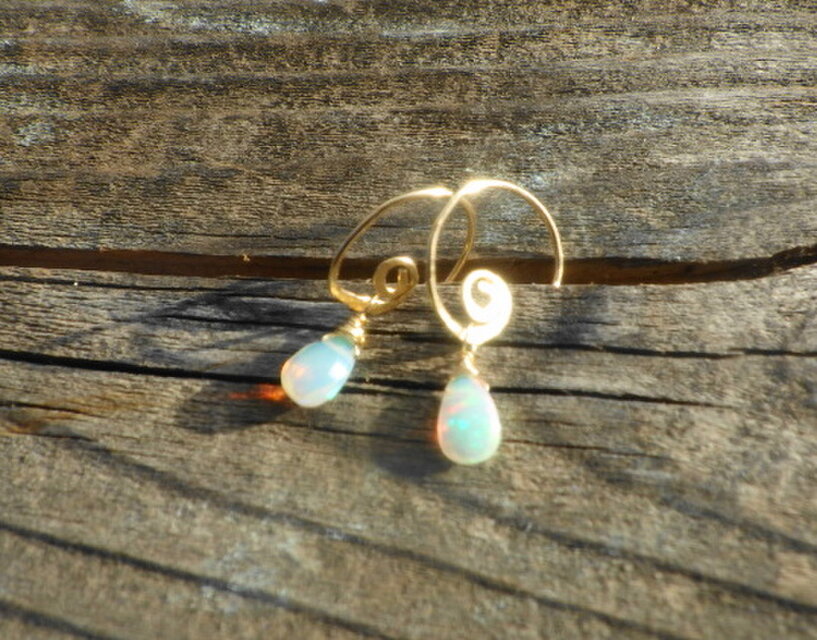 10月誕生石【宝石質】*14kgf*Swirl and Opal プレシャスオパールの