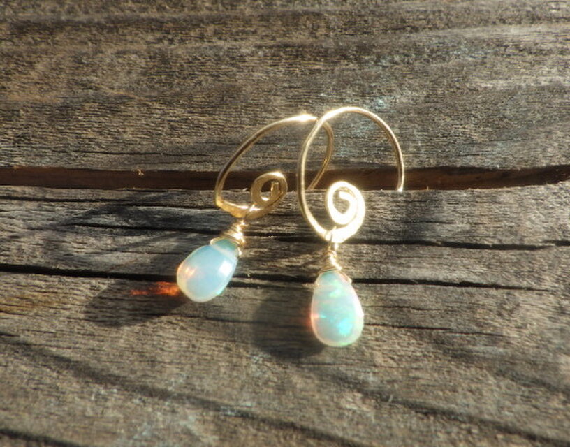 10月誕生石【宝石質】*14kgf*Swirl and Opal プレシャスオパールの