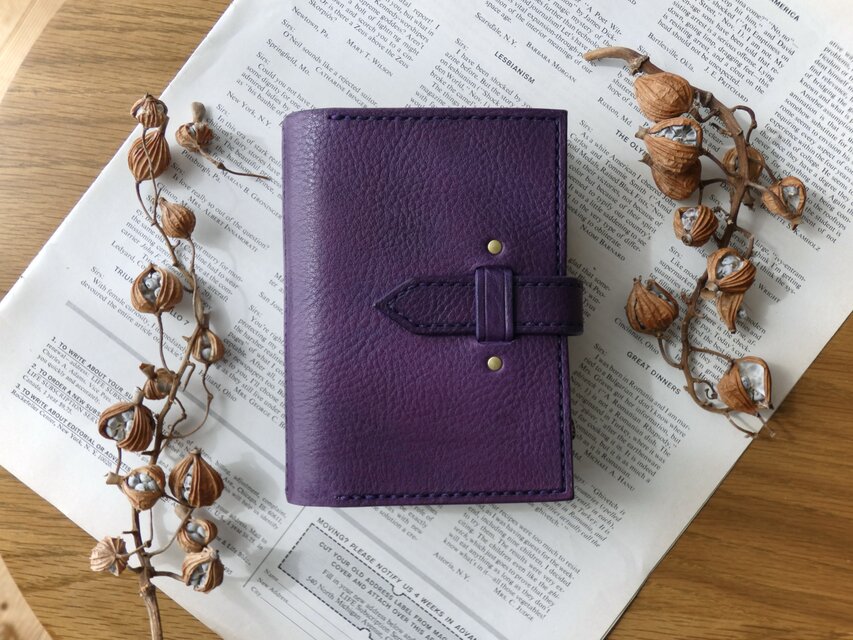 トラベラーズノートカバー／パスポートサイズ／革／紫