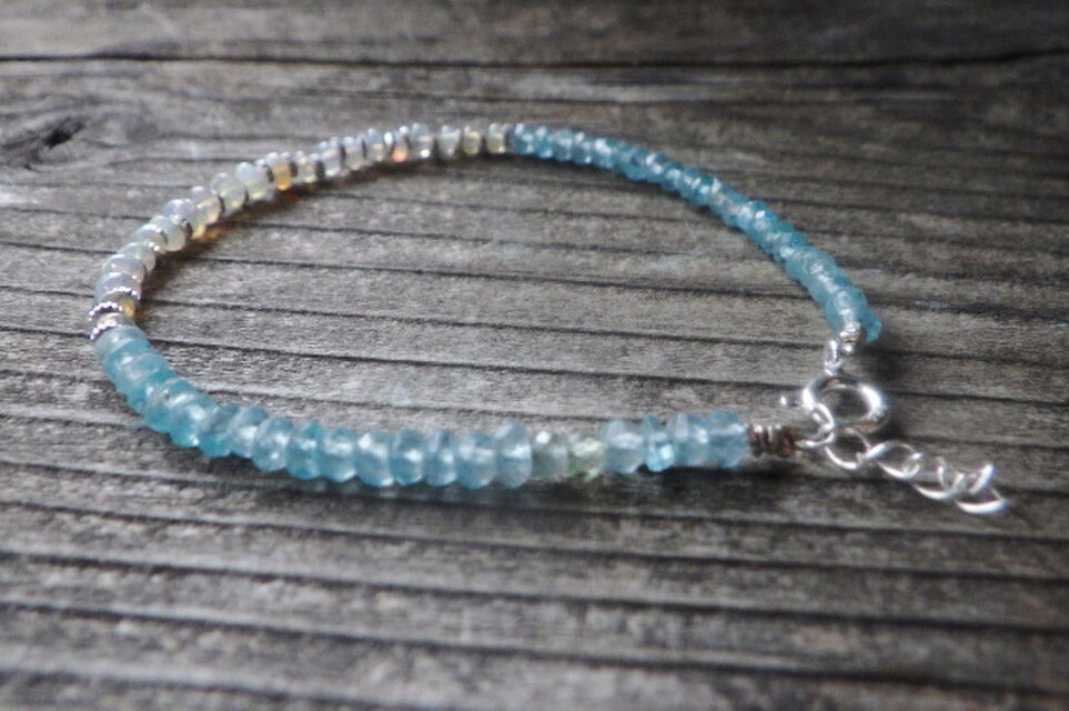 sv925＊Opal & Sea Bracelet プレシャスオパール＆アパタイト 