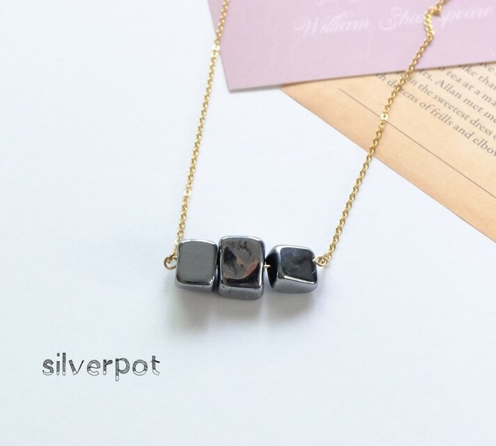 G149【テラヘルツ】のさざれバーネックレス　ごっついダークカラー　チェーンの色＆長さお好みでお作りします