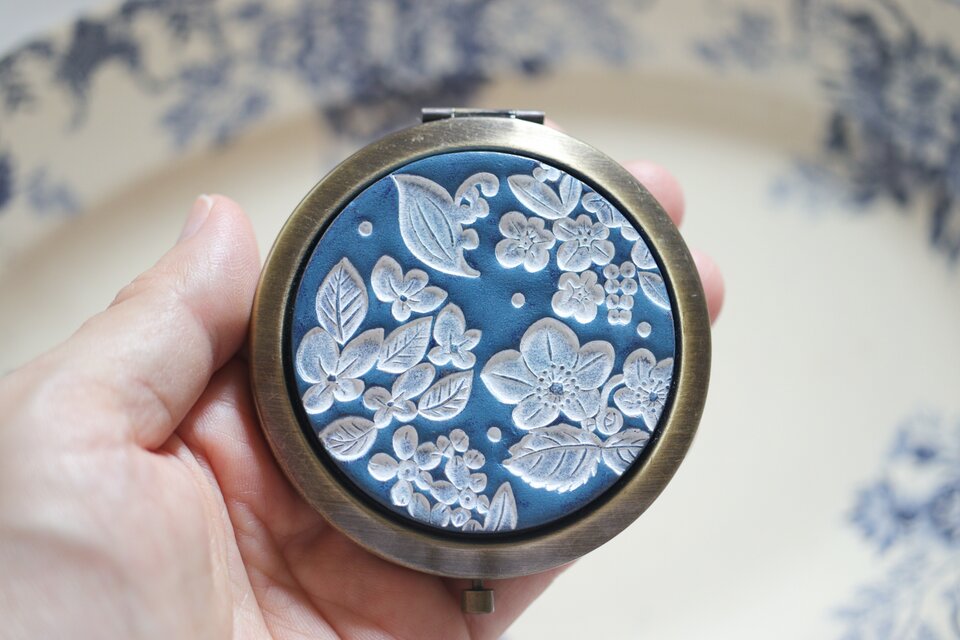 : : : 陶土の草花ミラー : : : 1389