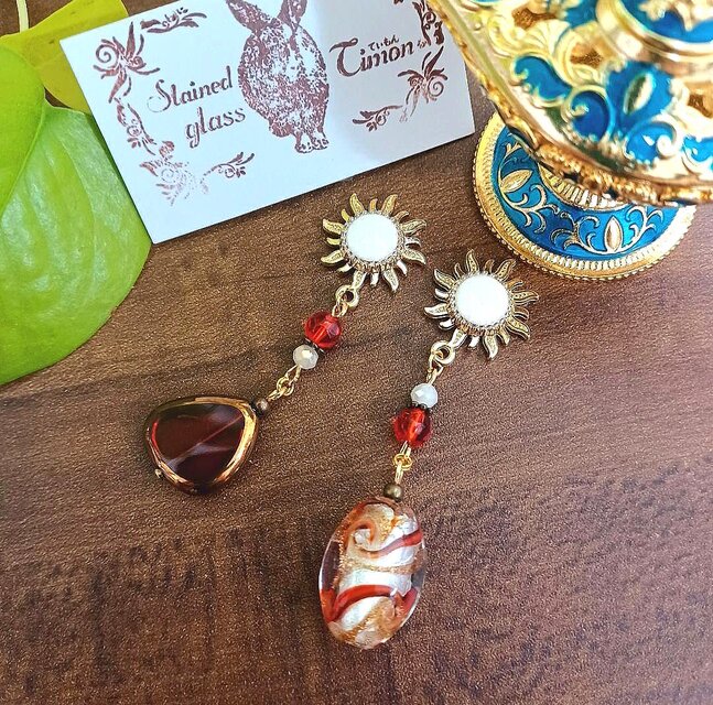 赤い大地と白い太陽☀︎アラビアンピアス ハンドメイド No.1235