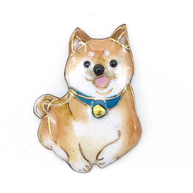 柴犬（2023B）の七宝焼ブローチ【受注制作】 | iichi 日々の暮らしを
