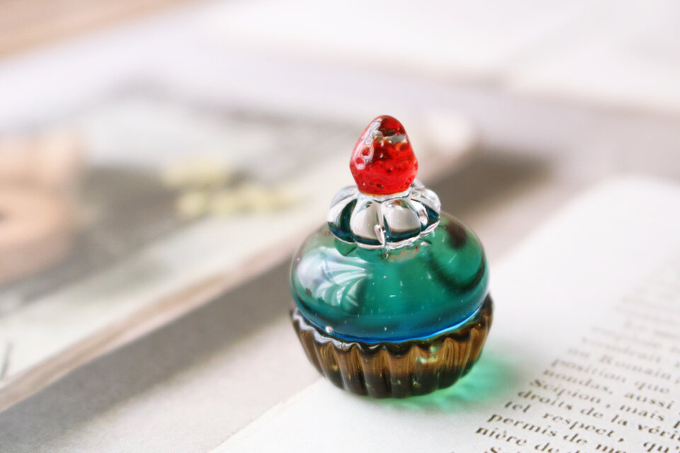 ガラスのミニチュアタルト★ガラスのミニチュア洋菓子店★