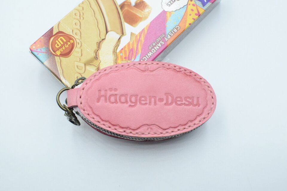 『ハーゲンです』ポーチホルダー