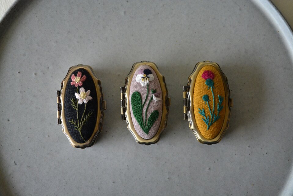 イチリン 刺繍 3種 オーバル ピルケース vol.3 オータムンver.