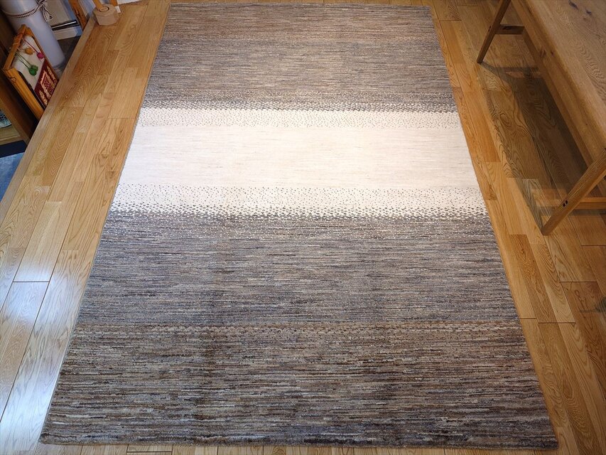 夏の大キャンペーン】天然ラグ ガゼニラハット 194×146 真紅 赤 夏の大