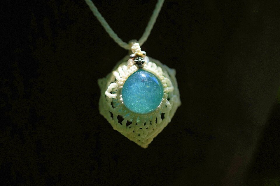 曼荼羅☆アクアマリン マクラメネックレス2064 | iichi 日々の暮らしを