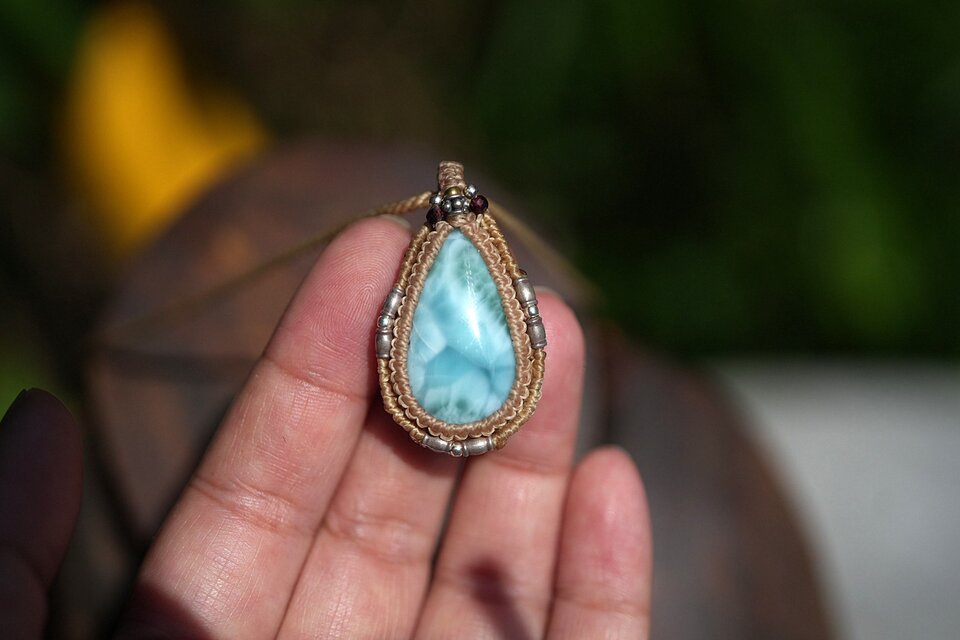 『夢空』高品質ラリマーのマクラメペンダントネックレス 夢空』高品質ラリマーのマクラメペンダントネックレス