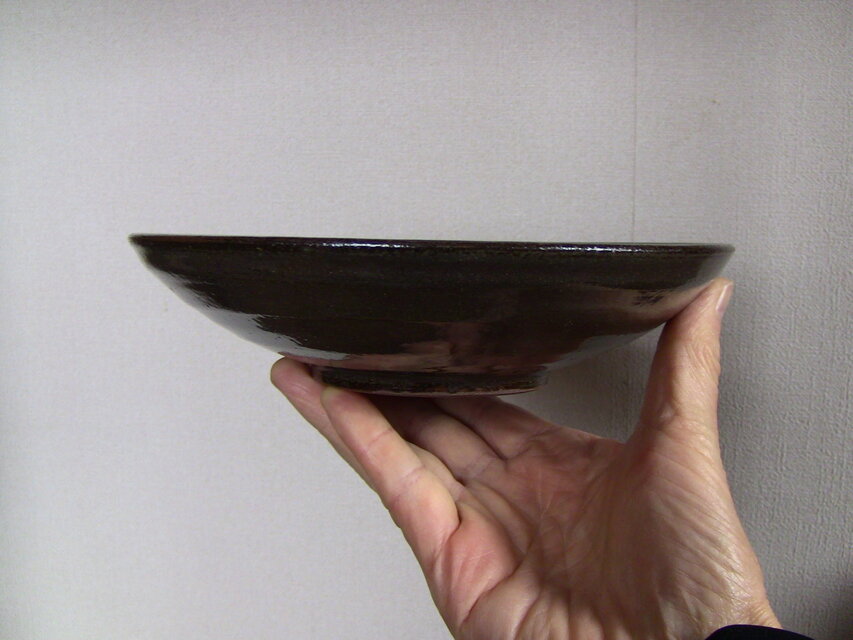 野花中皿（リムなし） | iichi 日々の暮らしを心地よくする