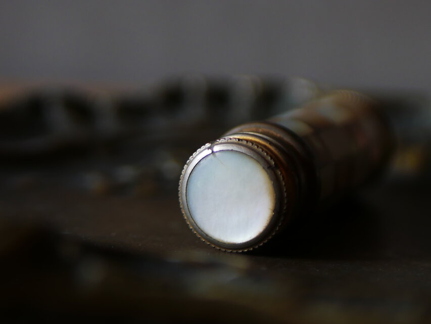 シェルのアトマイザー エレガントな香水ボトル マザーオブパール