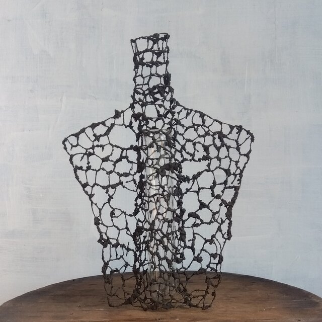 ワイヤーワークオブジェ　平面一輪挿し