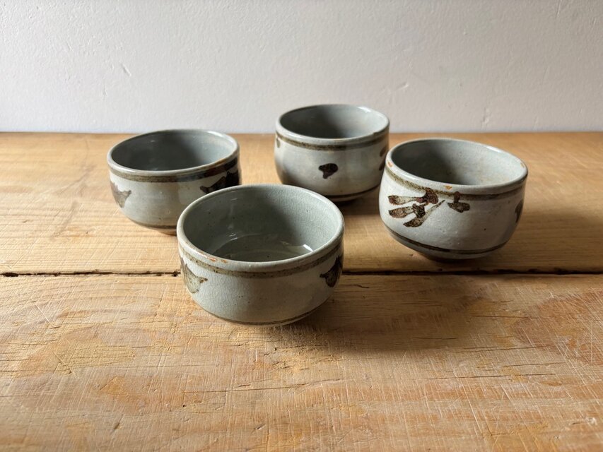 カップ４点セット　古食器