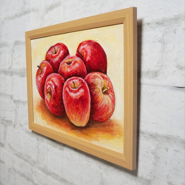 vintage art 赤い林檎の油彩画 ヴィンテージ アンティーク 額装 油絵 油絵【七つの林檎】 | iichi 日々の暮らしを心地よくするハンドメイド