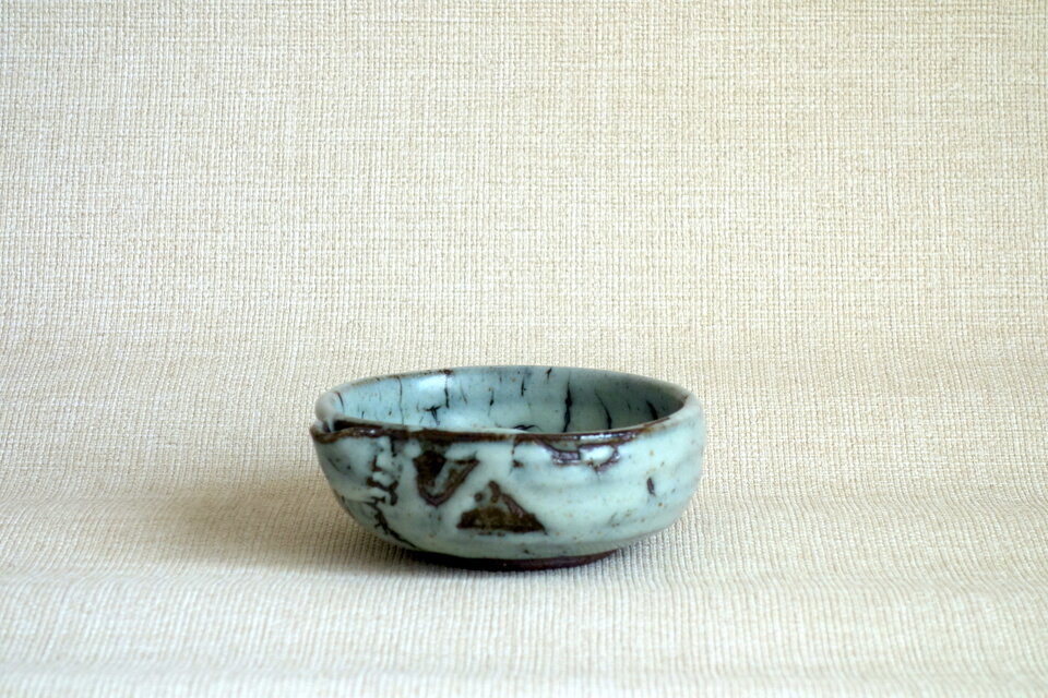 片口（流れ釉b）