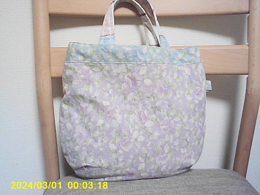 綿麻オック生地花柄３色＊壁柄コットン生地＊リバーシプル＊くったりマル底手提げ