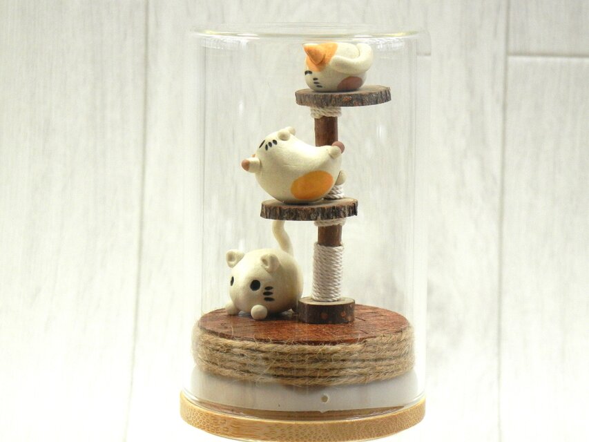 ガラス瓶の中のジオラマ（ネコ・キャットタワー）A