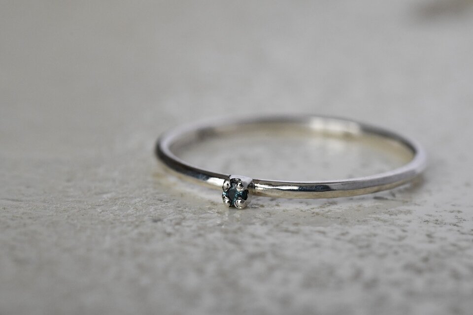 輝きを経る物語～ロンドンブルートパーズ～