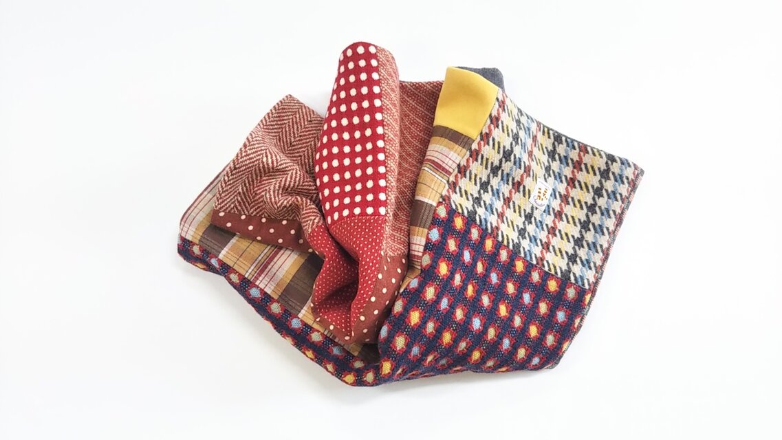 ウールのひざ掛け パッチ 赤色系 ⑥