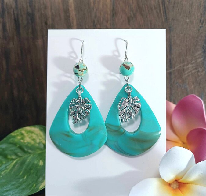 モンステラ大ぶりピアス❀.*  マーブルブラウンブルー 青シェルターコイズ❀ ハンドメイド No.361