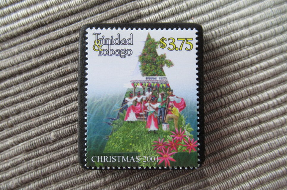 ドバコ共和国　クリスマス切手ブローチ10645