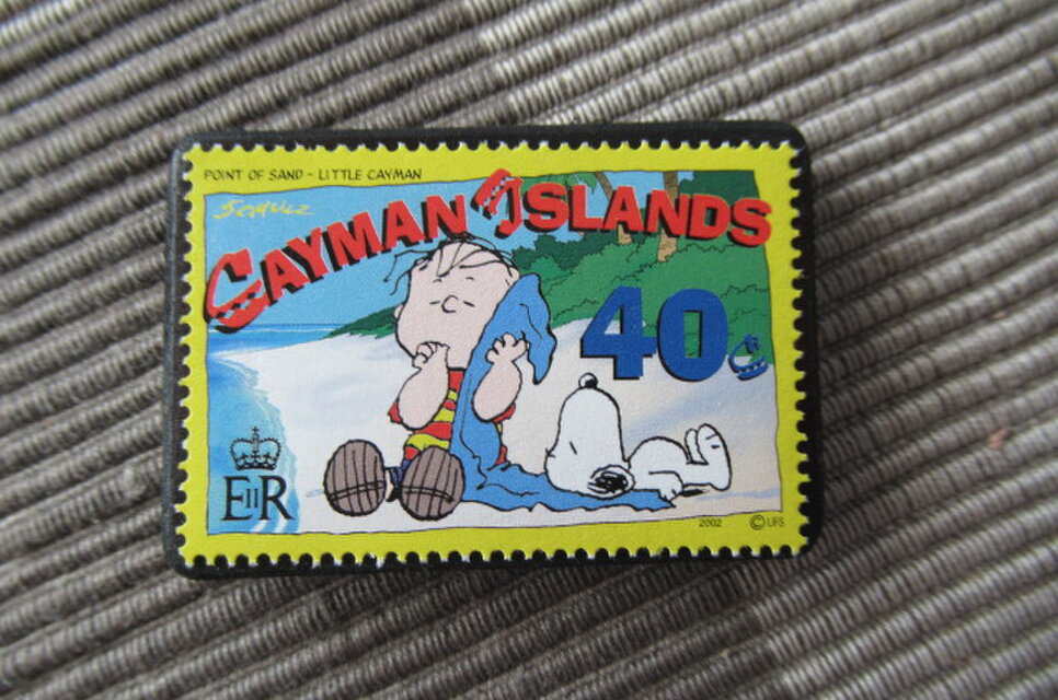 ケイマン諸島　クリスマス切手ブローチ10655