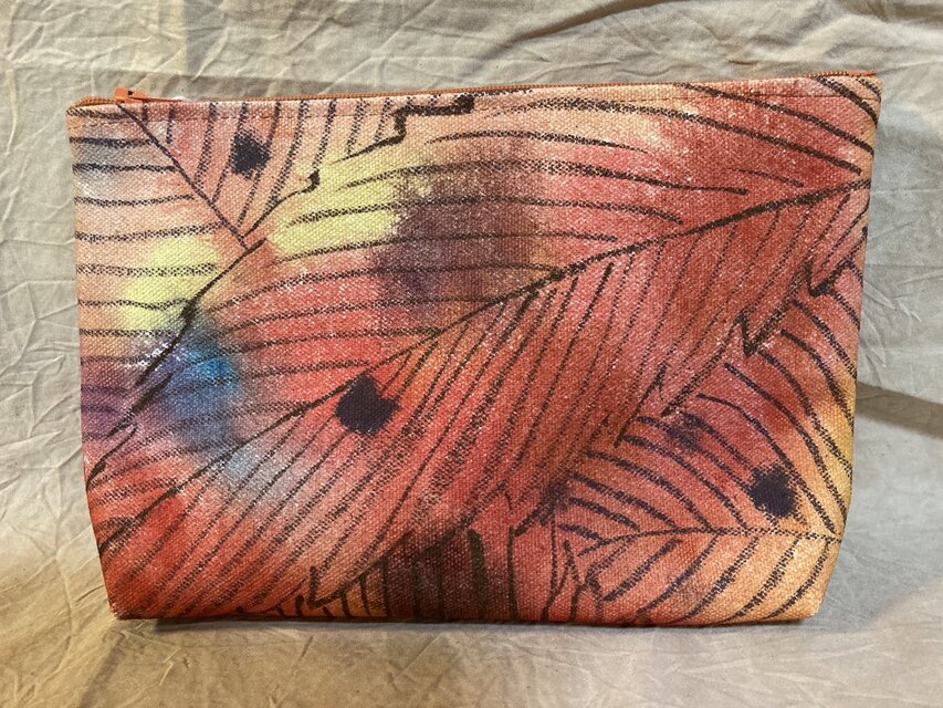 手描き染のポーチ　紅葉