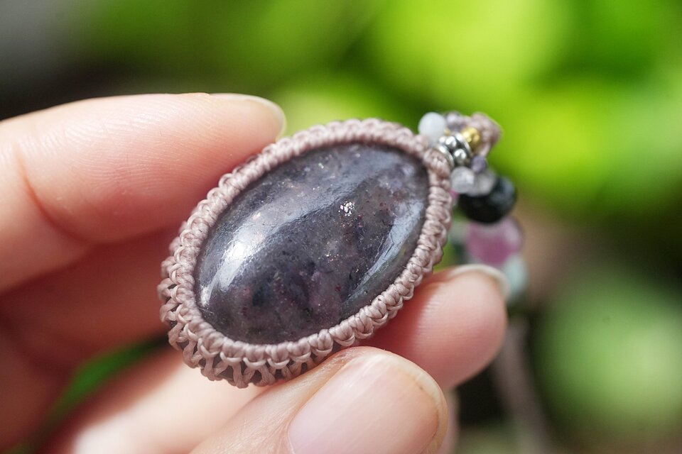 Pinkレッセンス☆アイオライト マクラメネックレス1818 | iichi 日々の