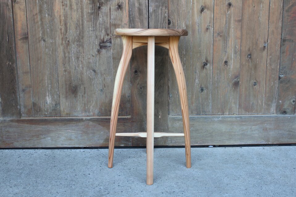 キッチンスツールＲ・国産スギ材