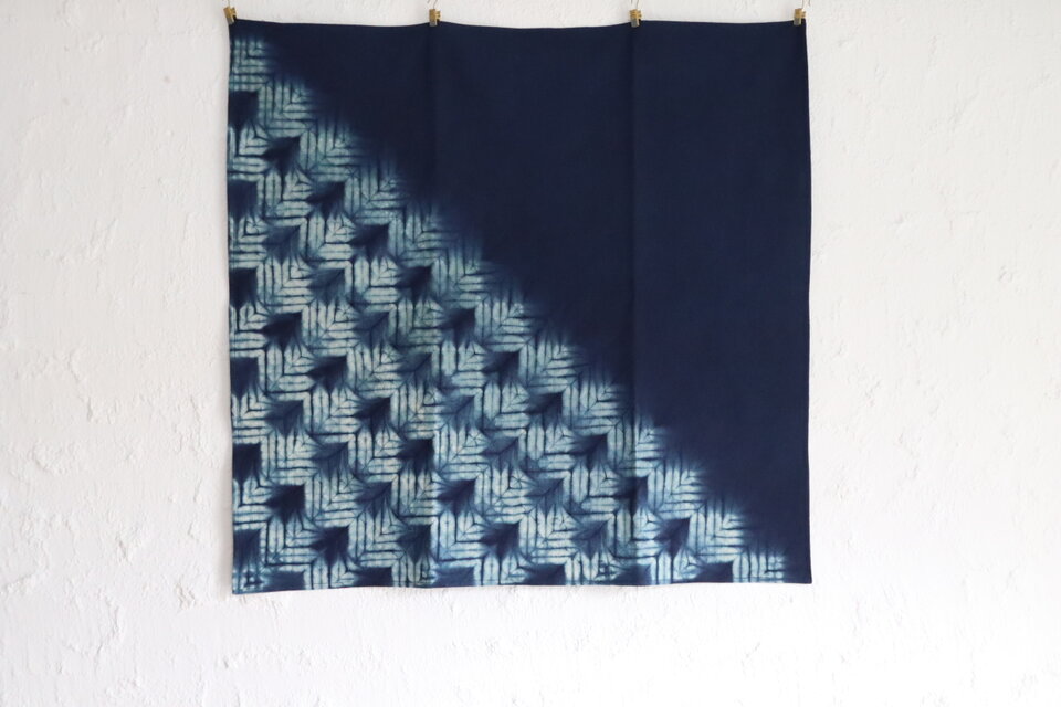 小さめ風呂敷　あられ