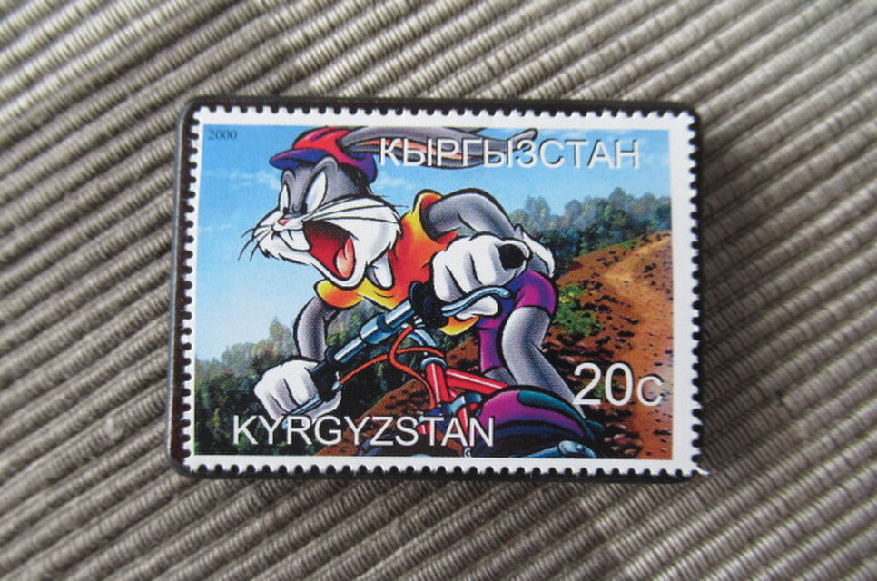 タジキスタン　クリスマス切手ブローチ10673