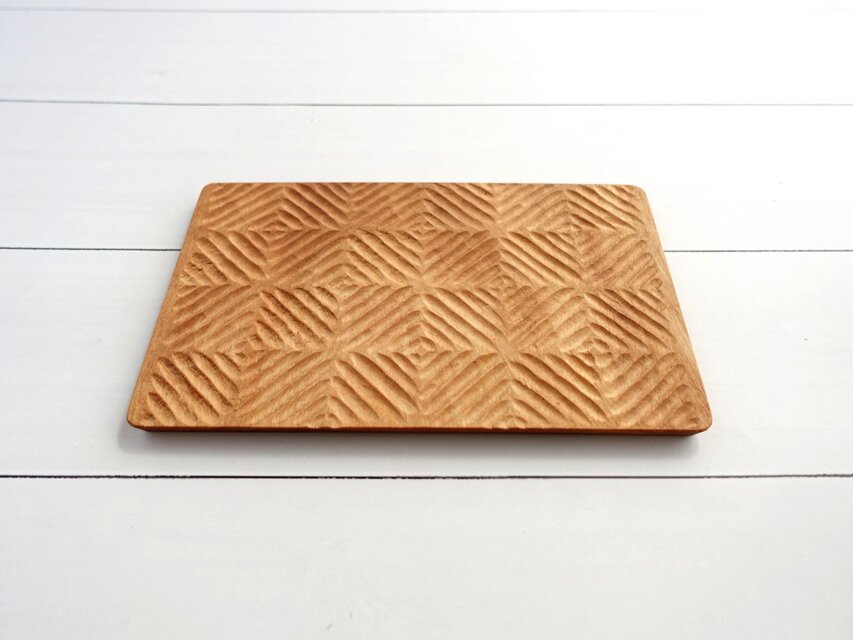 木彫プレート 栃（トチ） ナチュラル | iichi 日々の暮らしを心地よく