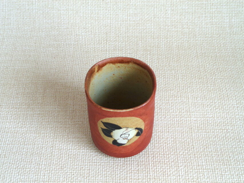 四方湯のみ (金銀彩白椿b) | iichi 日々の暮らしを心地よくする