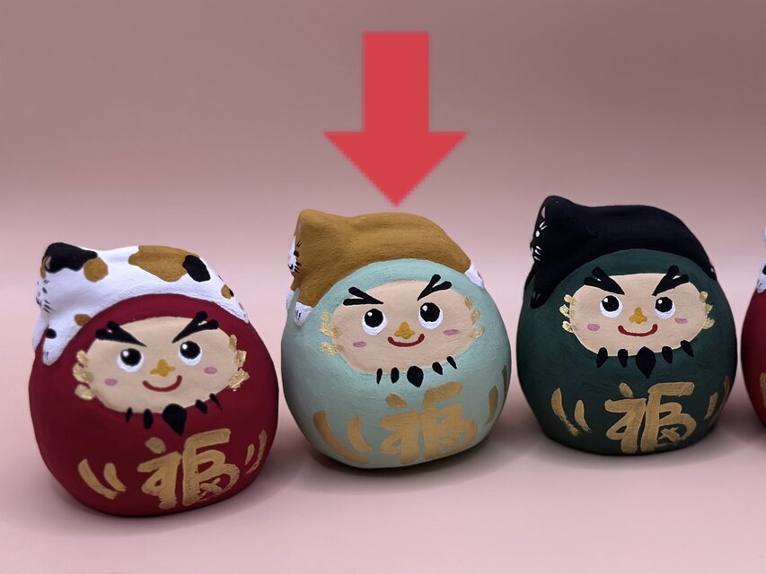 達磨界の頂点　だるま浅緑色×茶猫
