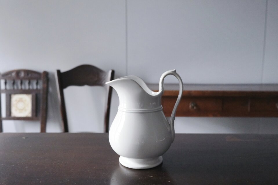 Choisy le Roi 白 ピシェ ピッチャー 花器 花瓶 h19.5cm フランス