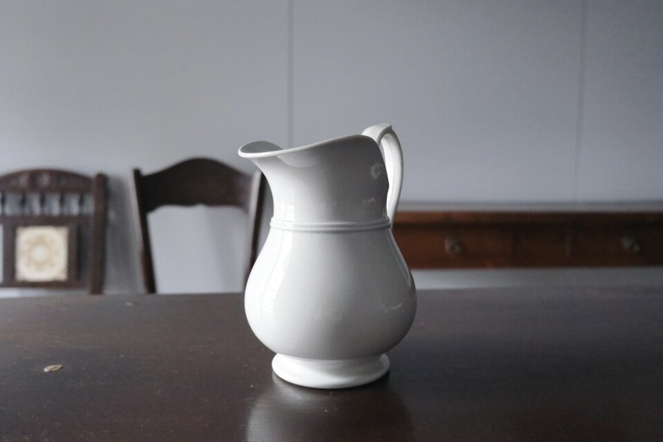 Choisy le Roi 白 ピシェ ピッチャー 花器 花瓶 h19.5cm フランス