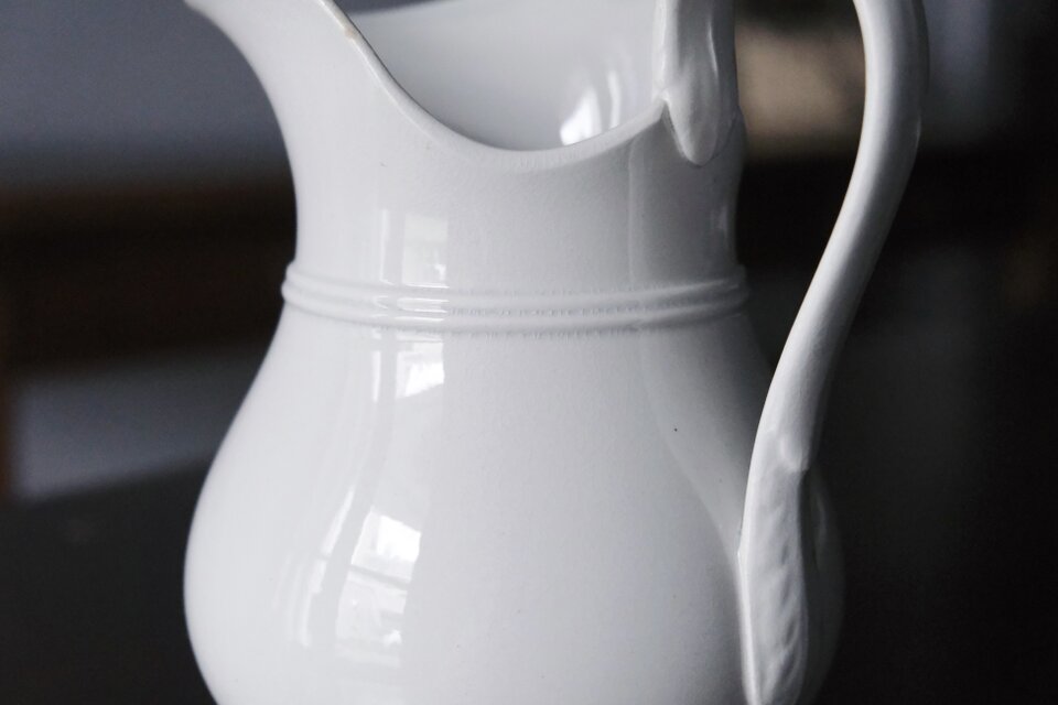 Choisy le Roi 白 ピシェ ピッチャー 花器 花瓶 h19.5cm フランス