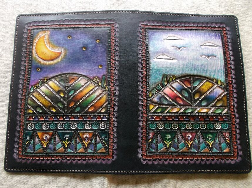 新書ブックカバー  牛革拭き染め