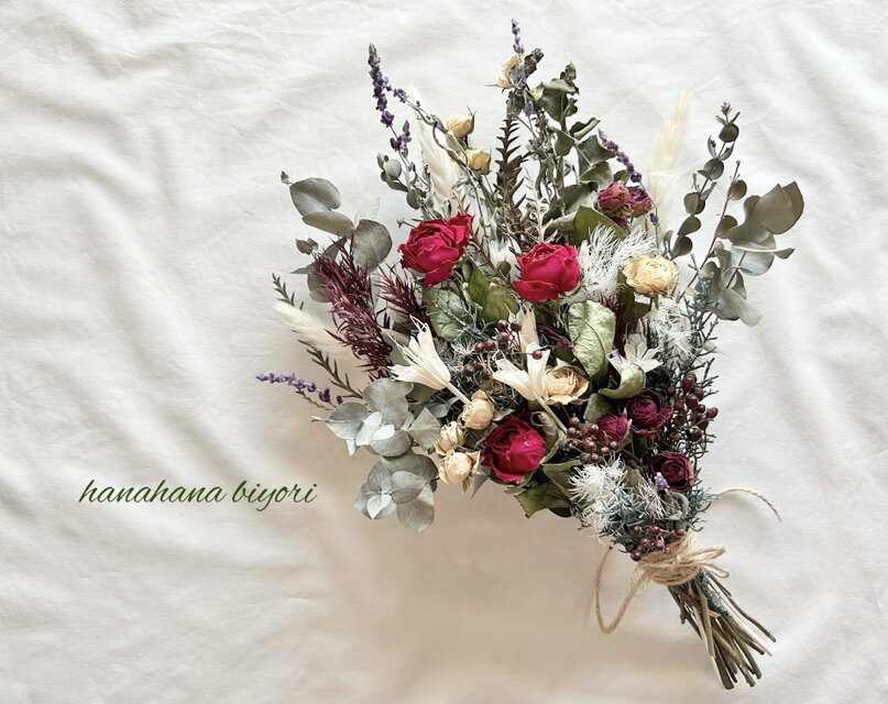 薔薇とグリーンの冬スワッグ クリスマスやお正月にも★