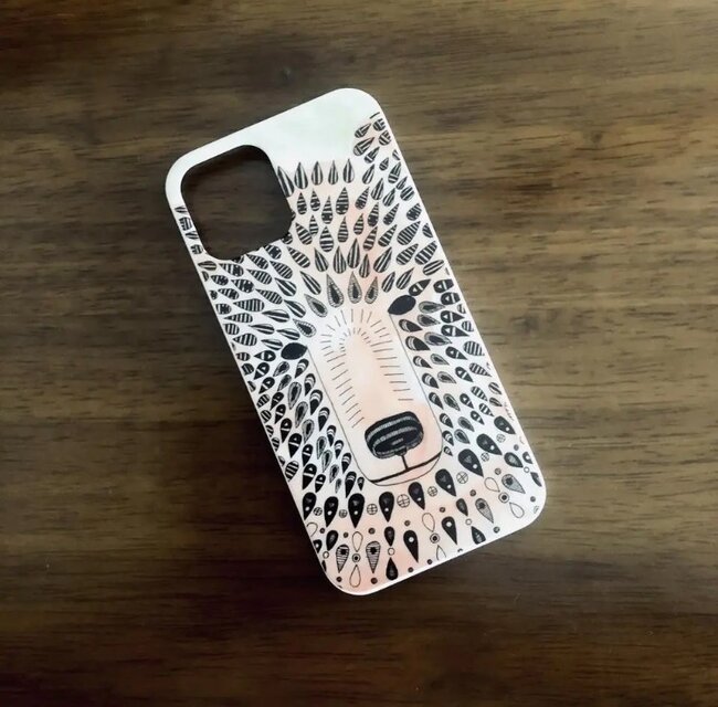 森の木陰に咲く恋のしるし｜ヒグマ・ホノモルのiPhoneケース