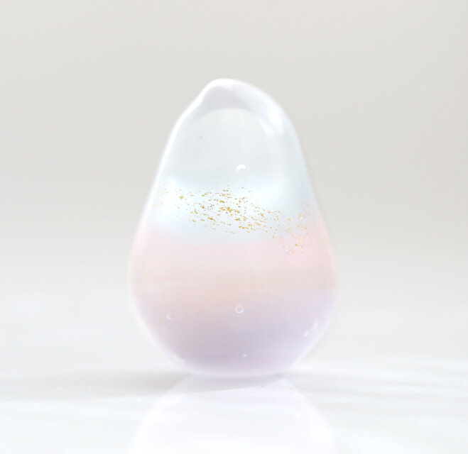 ガラスの雫の小さなオブジェ 「薄明」