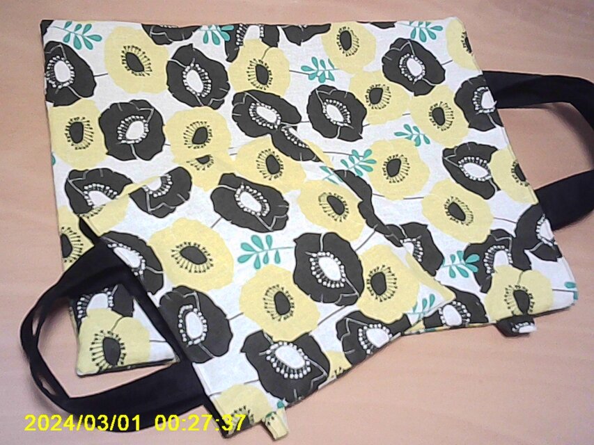 綿麻のポピー柄・A４すっぽり・健康診断封筒・手提げバックと小さな手提げ