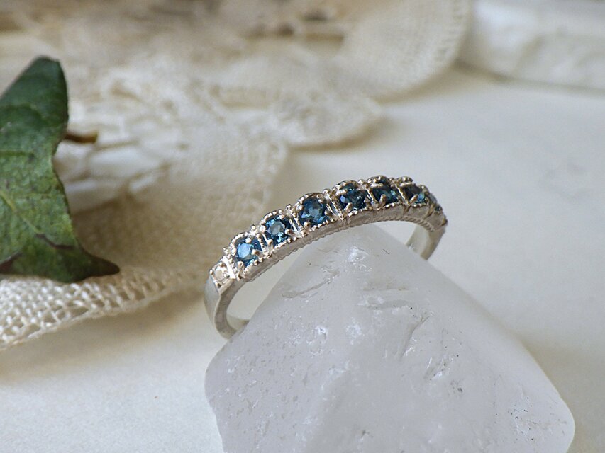 ブルートパーズロンドンのＳＶリング