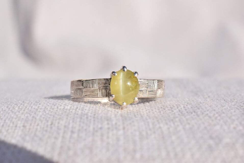 クリソベリルキャッツアイのリング