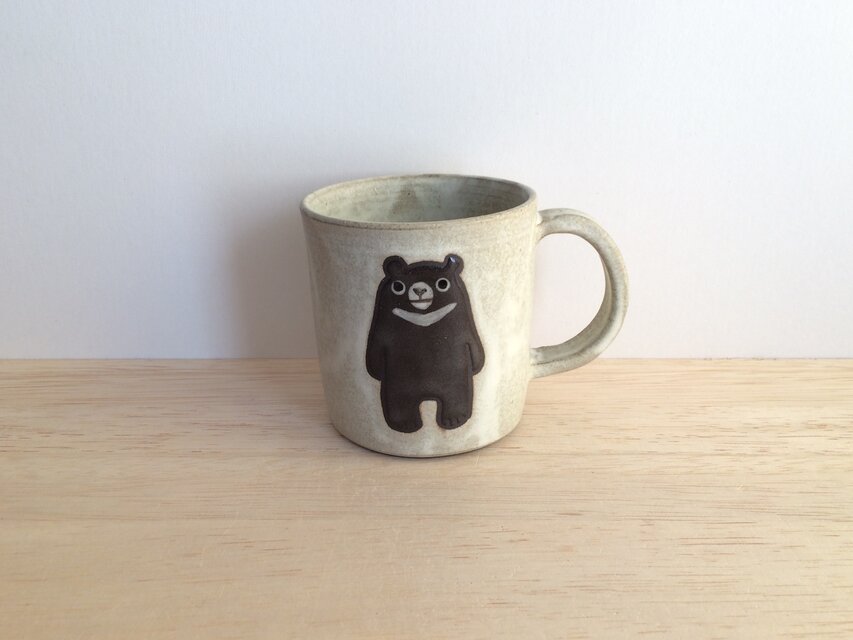 ツキノワグマのマグ（白マットB）