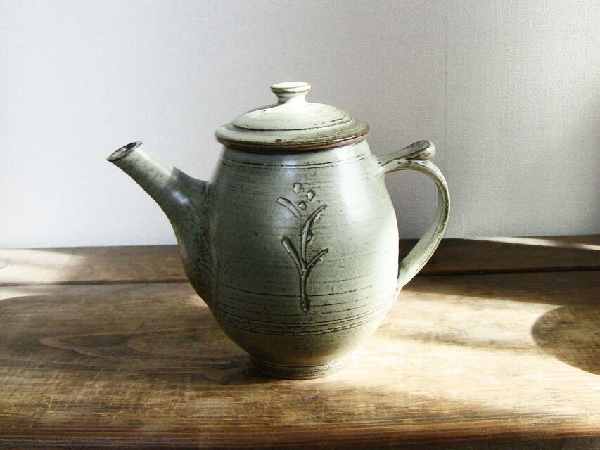 野花ティーポット（新蘭越）