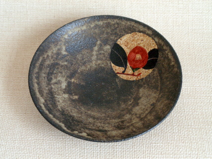 鉢 (金銀彩紅椿c) | iichi 日々の暮らしを心地よくするハンドメイドや