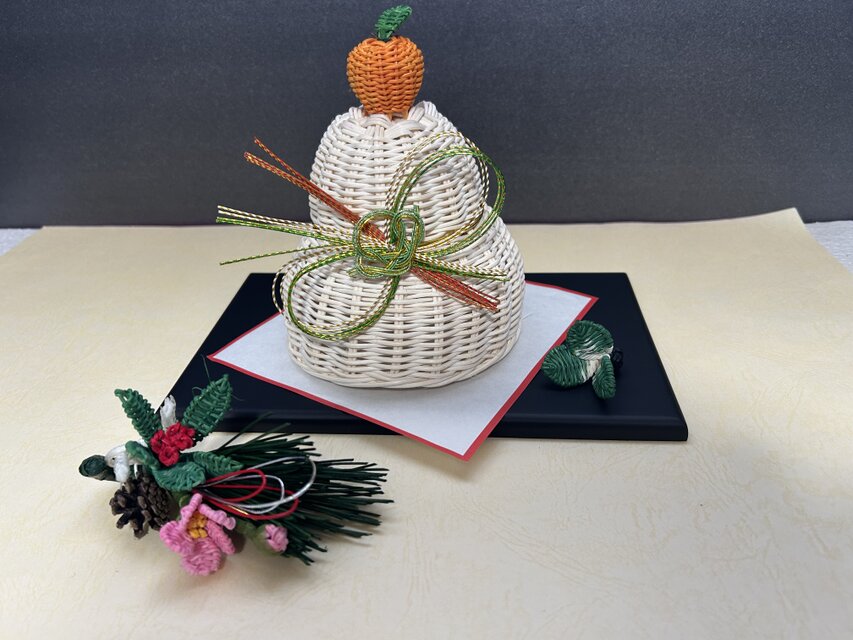 鏡餅　アメリカ　イタリア 籐の鏡餅 大・1 | iichi 日々の暮らしを心地よくするハンドメイドや